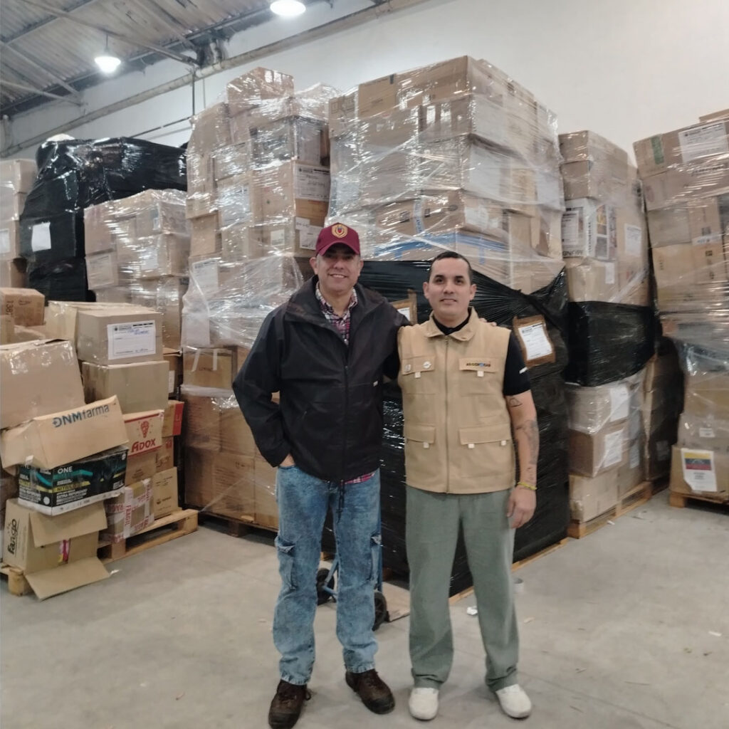 Primer envío organizado con donaciones de insumos médicos para Venezuela desde Argentina Primer envío de donaciones a Venezuela desde Argentina